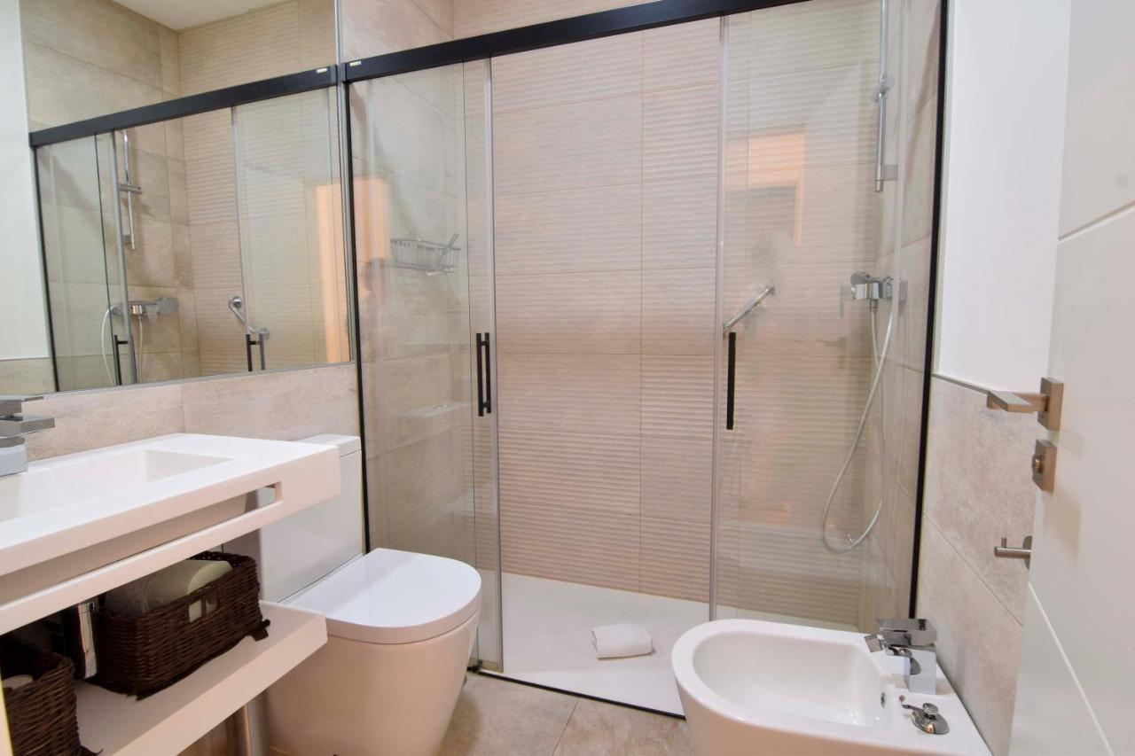 Letmalaga Plaza Del Teatro Premium Apartment ภายนอก รูปภาพ