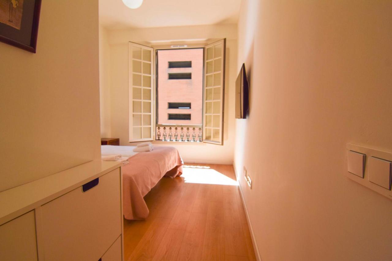 Letmalaga Plaza Del Teatro Premium Apartment ภายนอก รูปภาพ