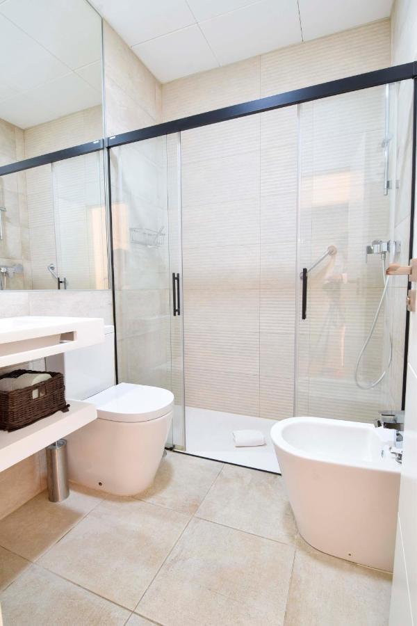 Letmalaga Plaza Del Teatro Premium Apartment ภายนอก รูปภาพ