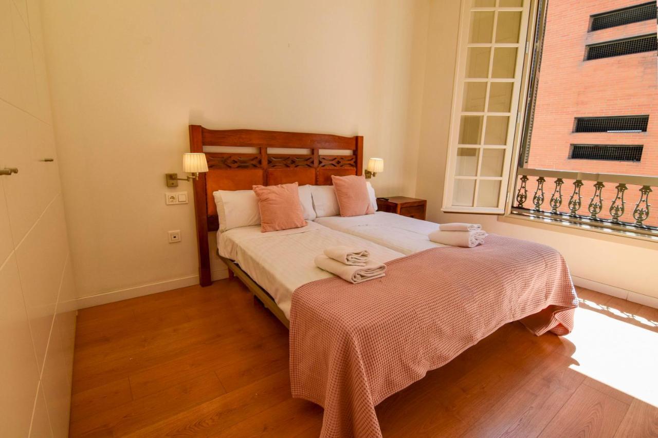 Letmalaga Plaza Del Teatro Premium Apartment ภายนอก รูปภาพ